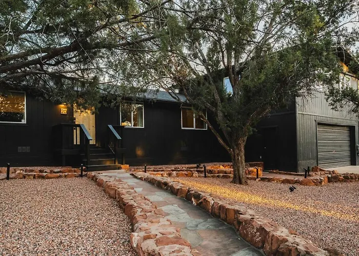 Ventana Roja - Heated Pool, Yoga Room, Hot Tub Holiday home Sedona