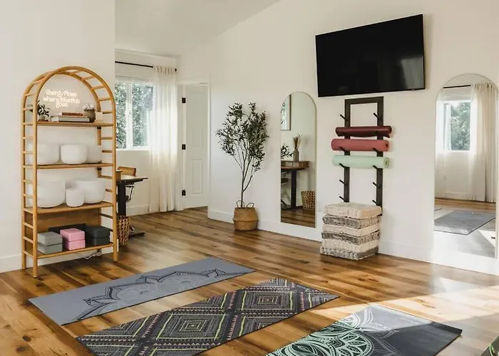 Holiday home Ventana Roja - Heated Pool, Yoga Room, Hot Tub
